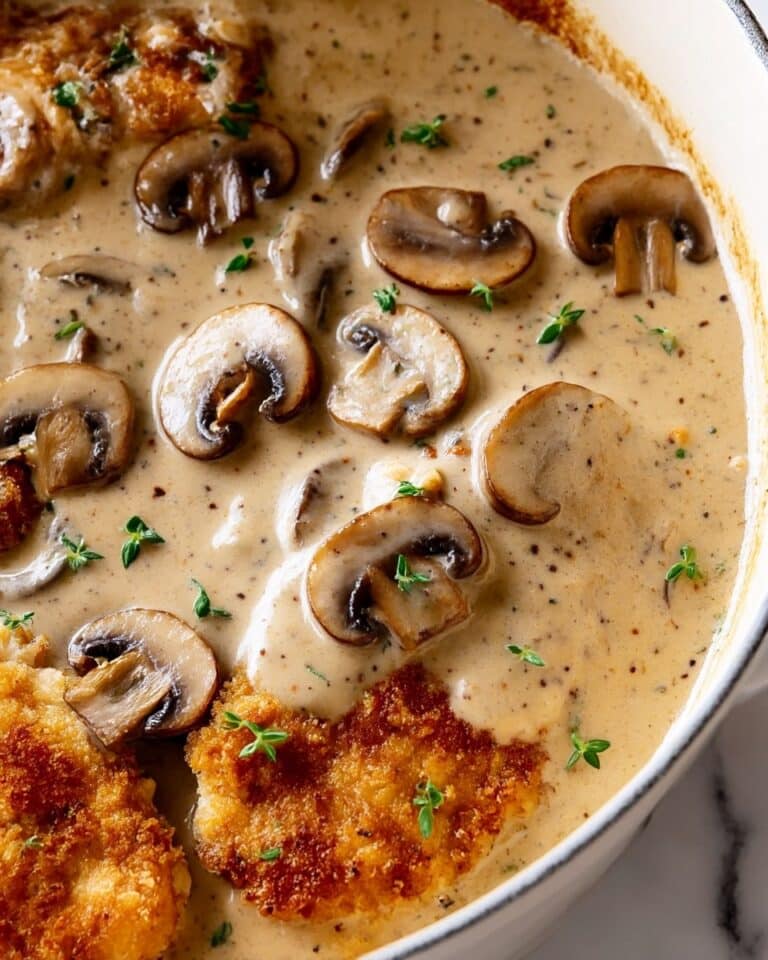 Creamy Mushroom Chicken in White Wine Sauce Recipe