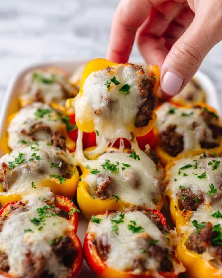 Low-Carb, Keto Cheeseburger Stuffed Peppers Recipe